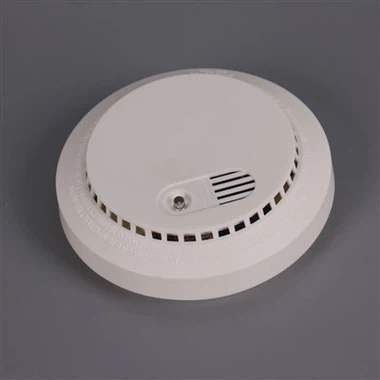 Akkumulátoros füstjelző fényelektromos berendezéssel